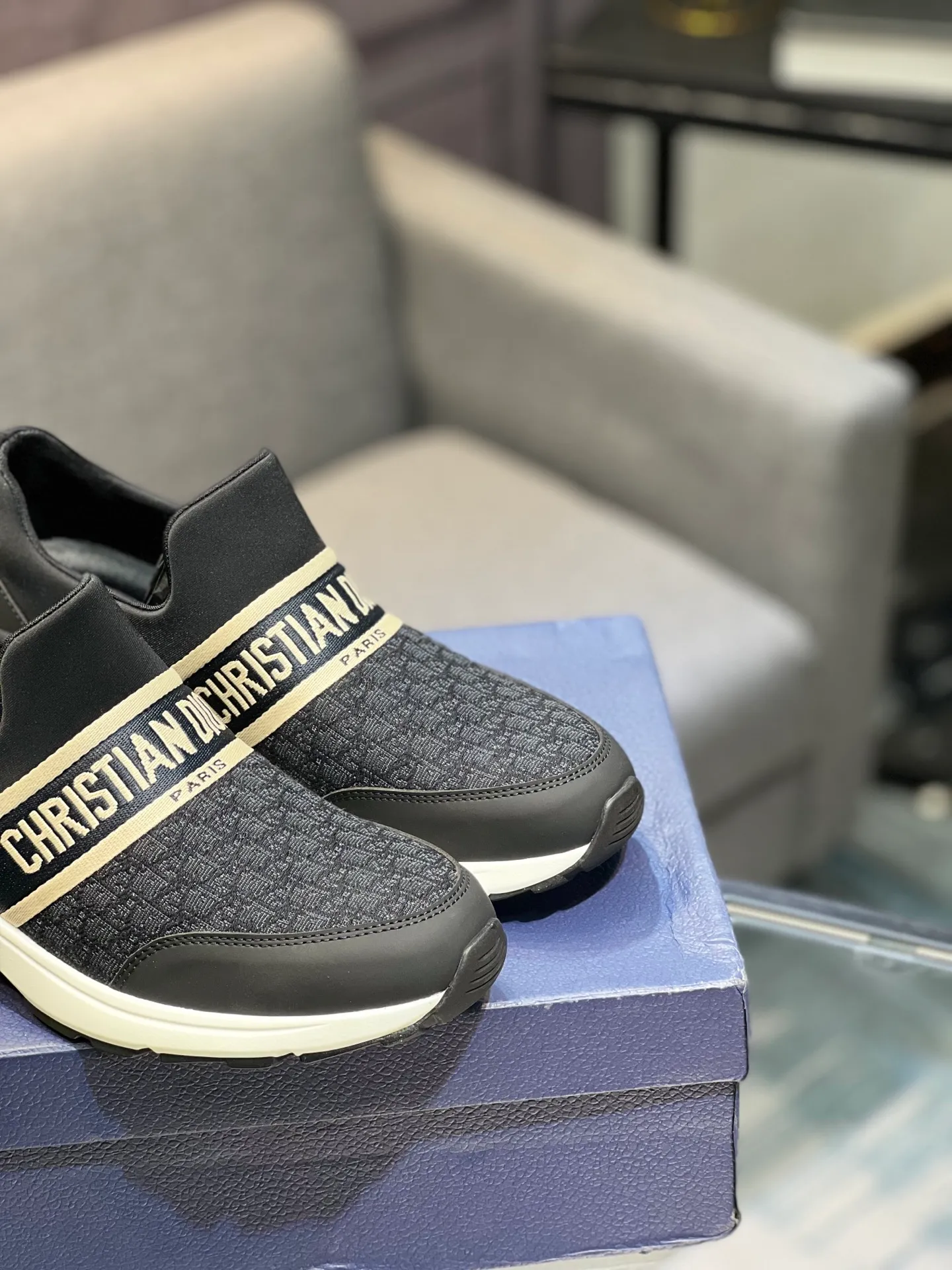 Men's shoes 💰420 [Dior] popular men's shoes, cowhide material splicing, mesh lining, original factory special sole, 38-45 (45 customized, non-refundable)